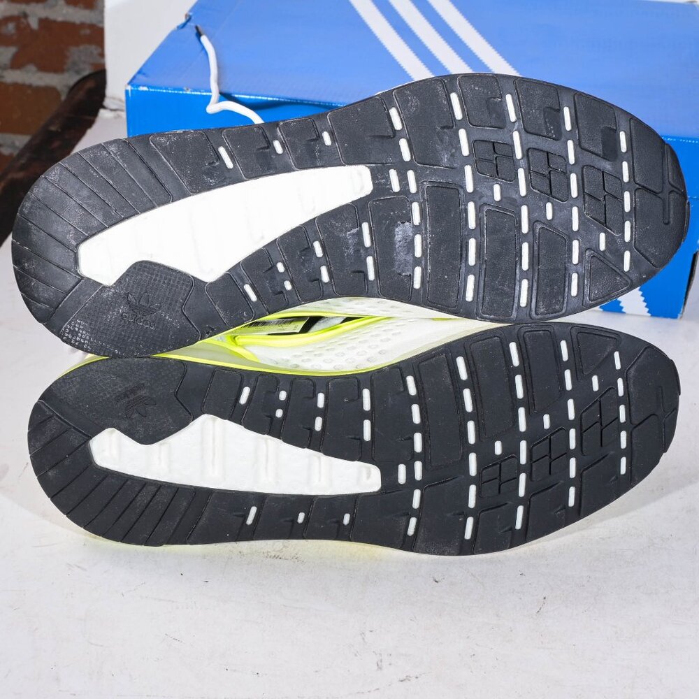 Adidas GY2630 ZX 2K Boost Shoes in White - 11 - Picture 4 of 10